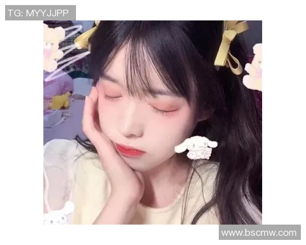 神仙头像与足球明星女孩的梦幻碰撞展现青春活力与运动魅力